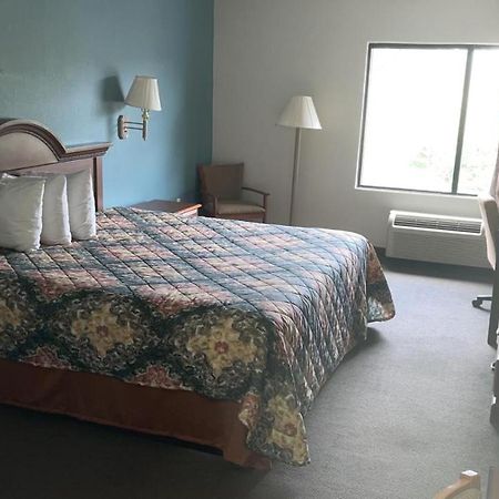 אוגוסטה Rodeway Inn מראה חיצוני תמונה